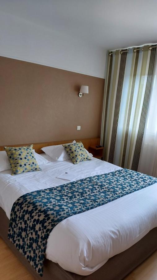 Hotel Brun Saint-Lattier ภายนอก รูปภาพ