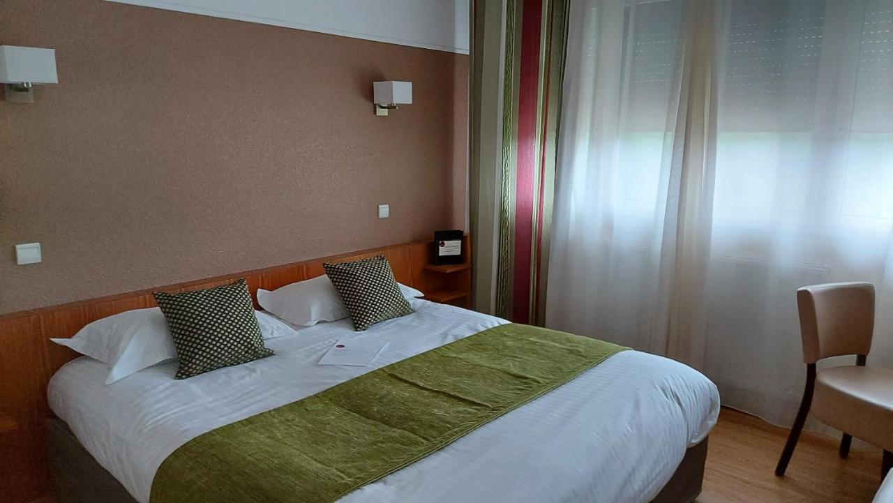 Hotel Brun Saint-Lattier ภายนอก รูปภาพ