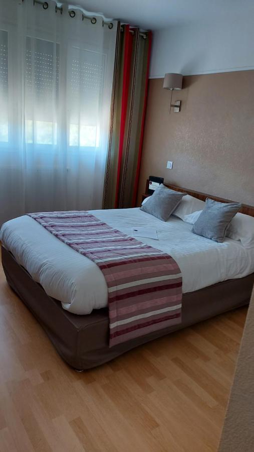 Hotel Brun Saint-Lattier ภายนอก รูปภาพ