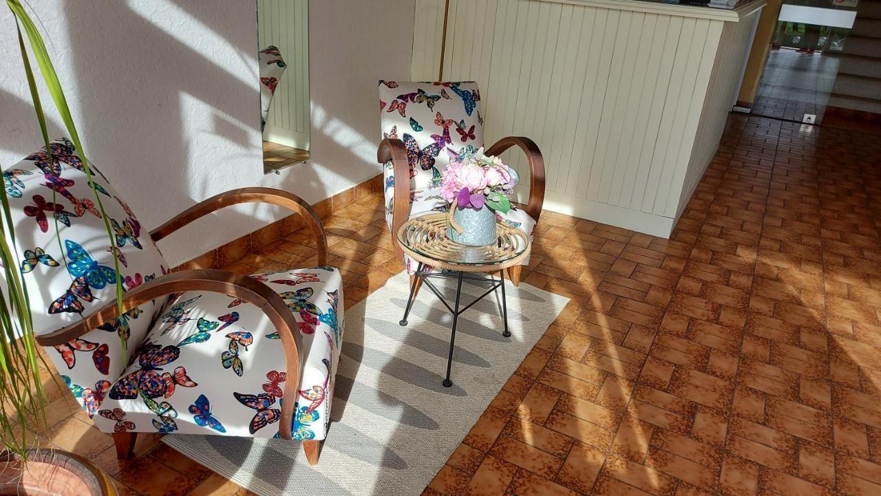 Hotel Brun Saint-Lattier ภายนอก รูปภาพ