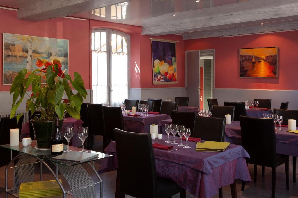 Hotel Brun Saint-Lattier ภายนอก รูปภาพ