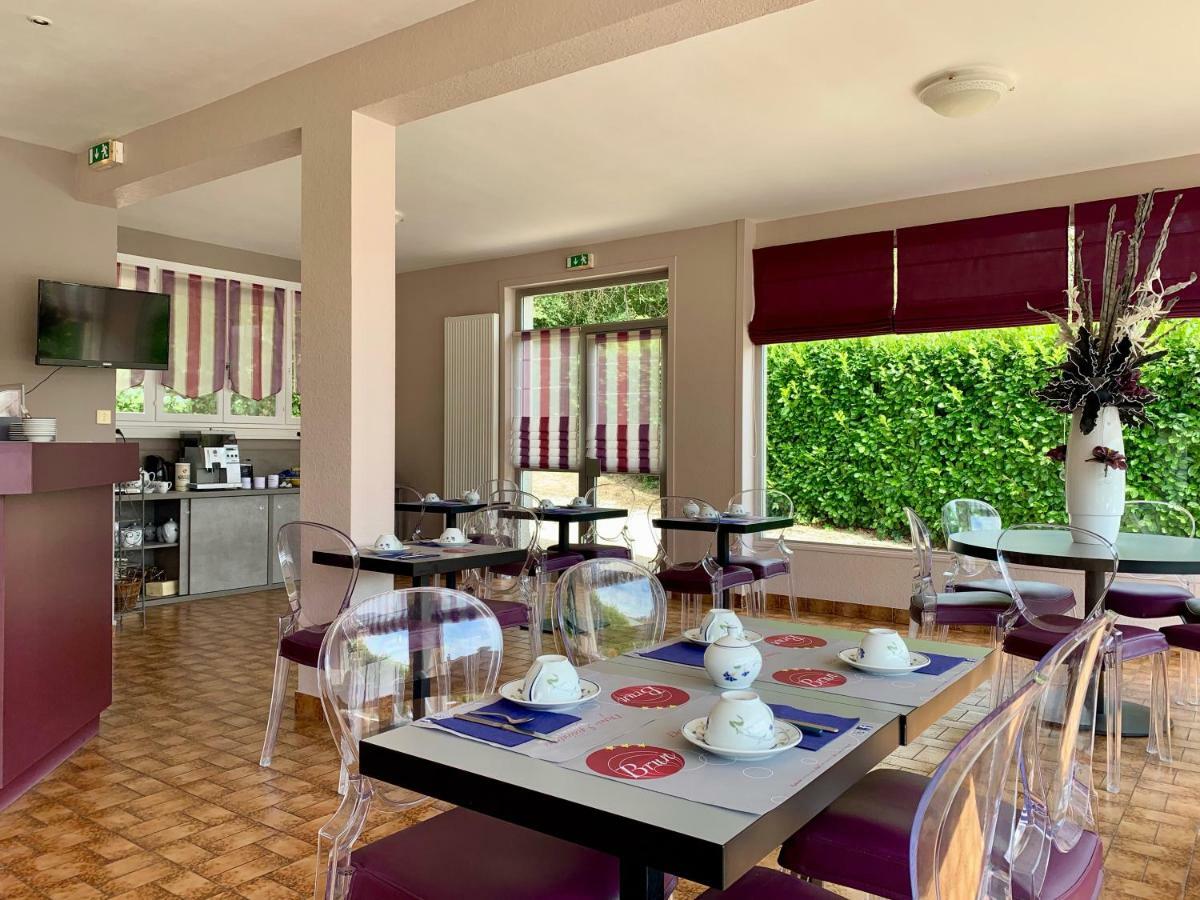 Hotel Brun Saint-Lattier ภายนอก รูปภาพ