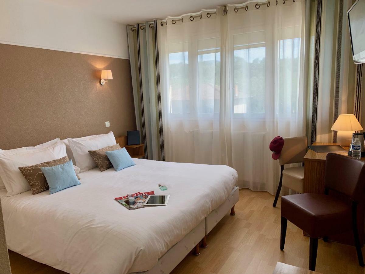 Hotel Brun Saint-Lattier ภายนอก รูปภาพ