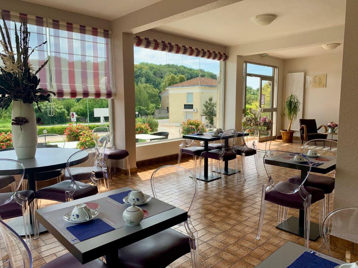 Hotel Brun Saint-Lattier ภายนอก รูปภาพ