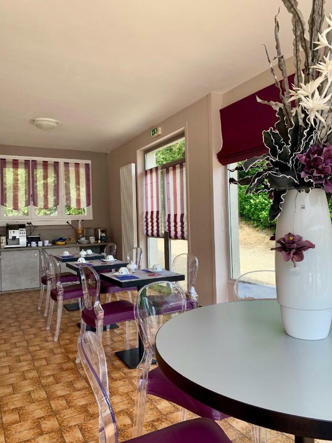 Hotel Brun Saint-Lattier ภายนอก รูปภาพ